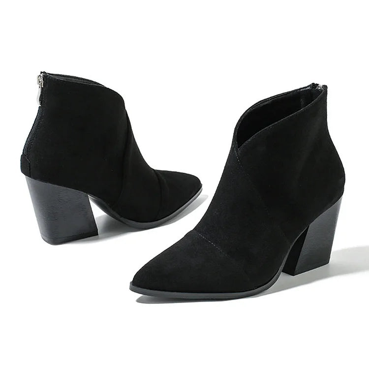 POINTED ANKLE BOOT WITH EFFECT