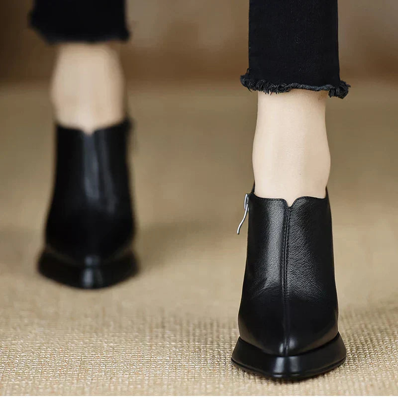 Carina Stylish Pumps