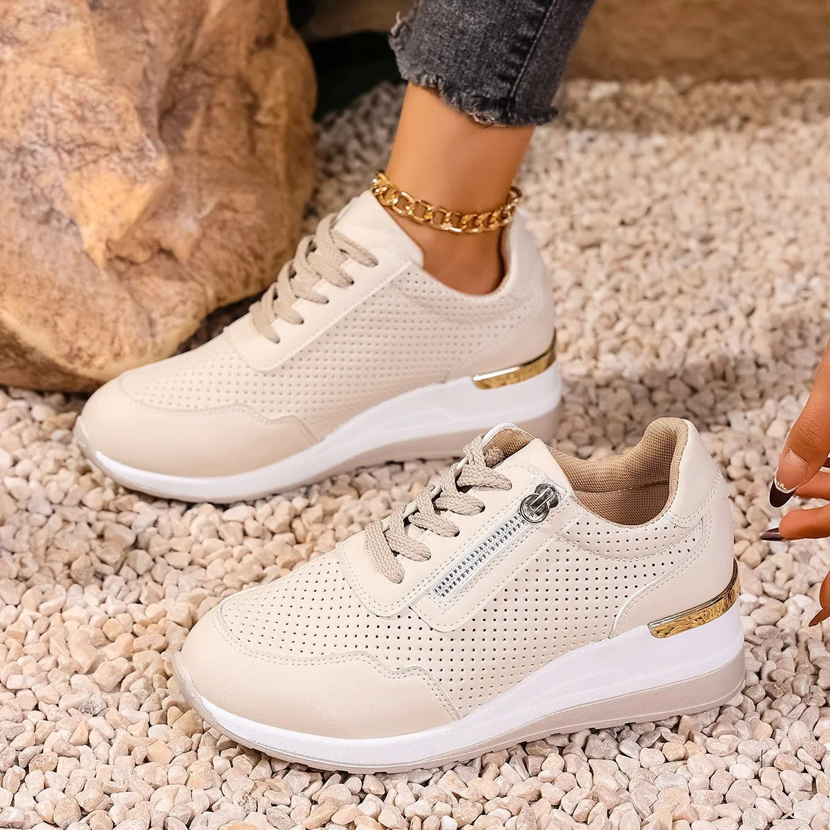 Flexora | Comfort Sneakers