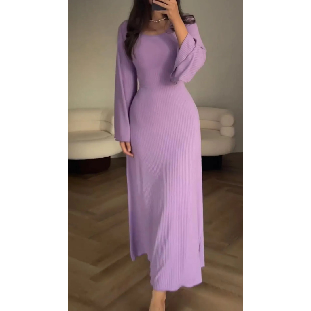 Elegant Winter Maxi Dress with Long Sleeves