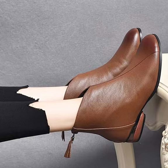 Women's Minimalist Ankle Boots