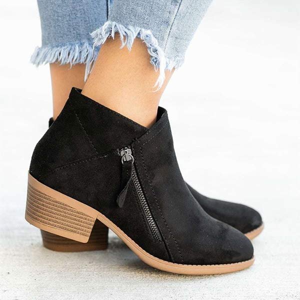 Women's ankle boots with double zipper and chunky low heel