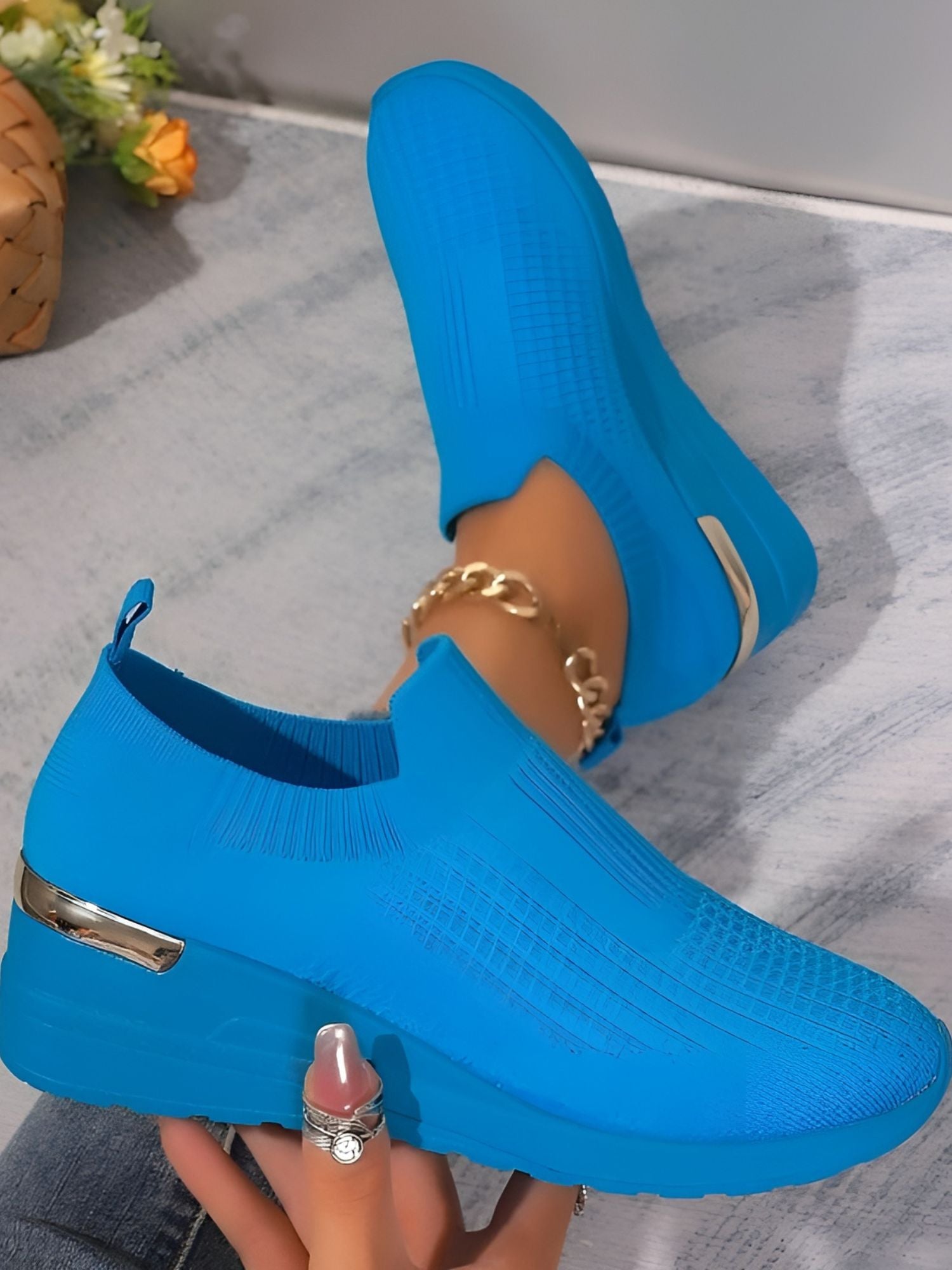 Esilda - Stylish Casual Sneakers