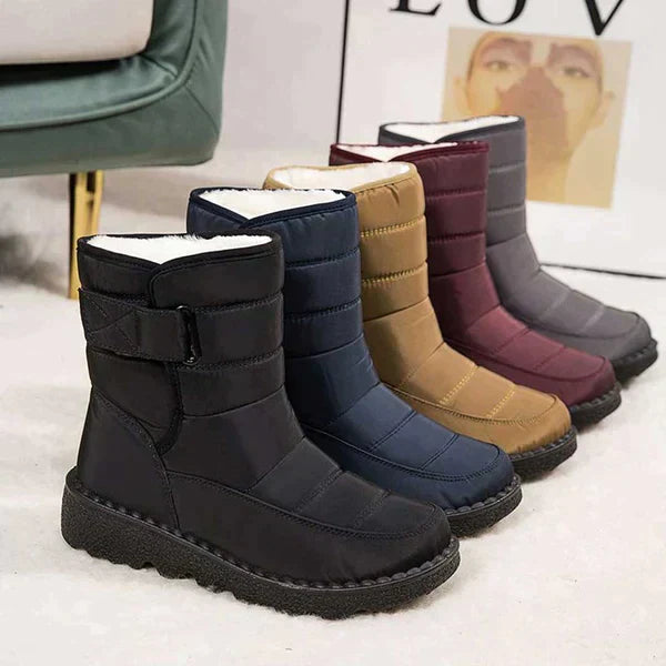 Women's winter boots with velcro strap